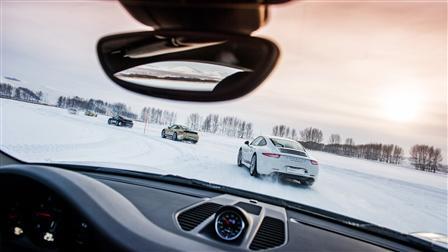 Porsche - 冰上驰骋，极限驾驭 2016 保时捷凌驾风雪