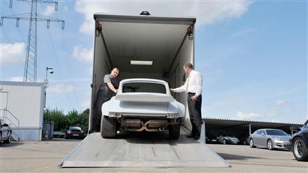 Porsche - Arrival and disassembly