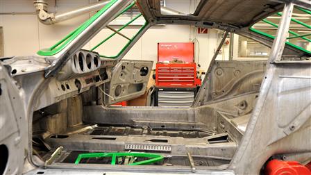 Porsche - Body Work: Reconstruction