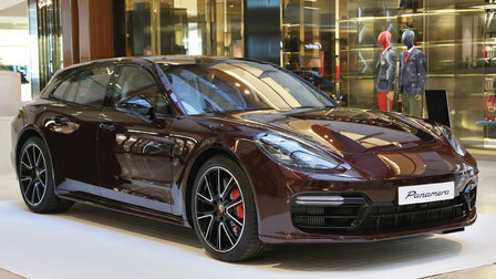 Porsche Centre Kuwait premiered two of its latest vehicles at the annual Kuwait Motor Show