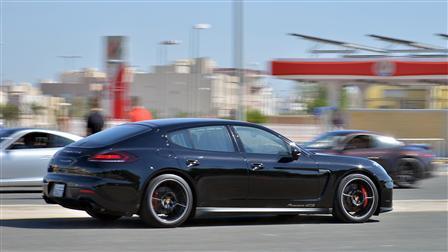 Porsche Centre Kuwait amazes participants at Test Drive Plus events