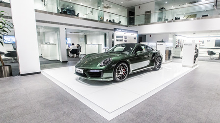 Porsche Centre Oman