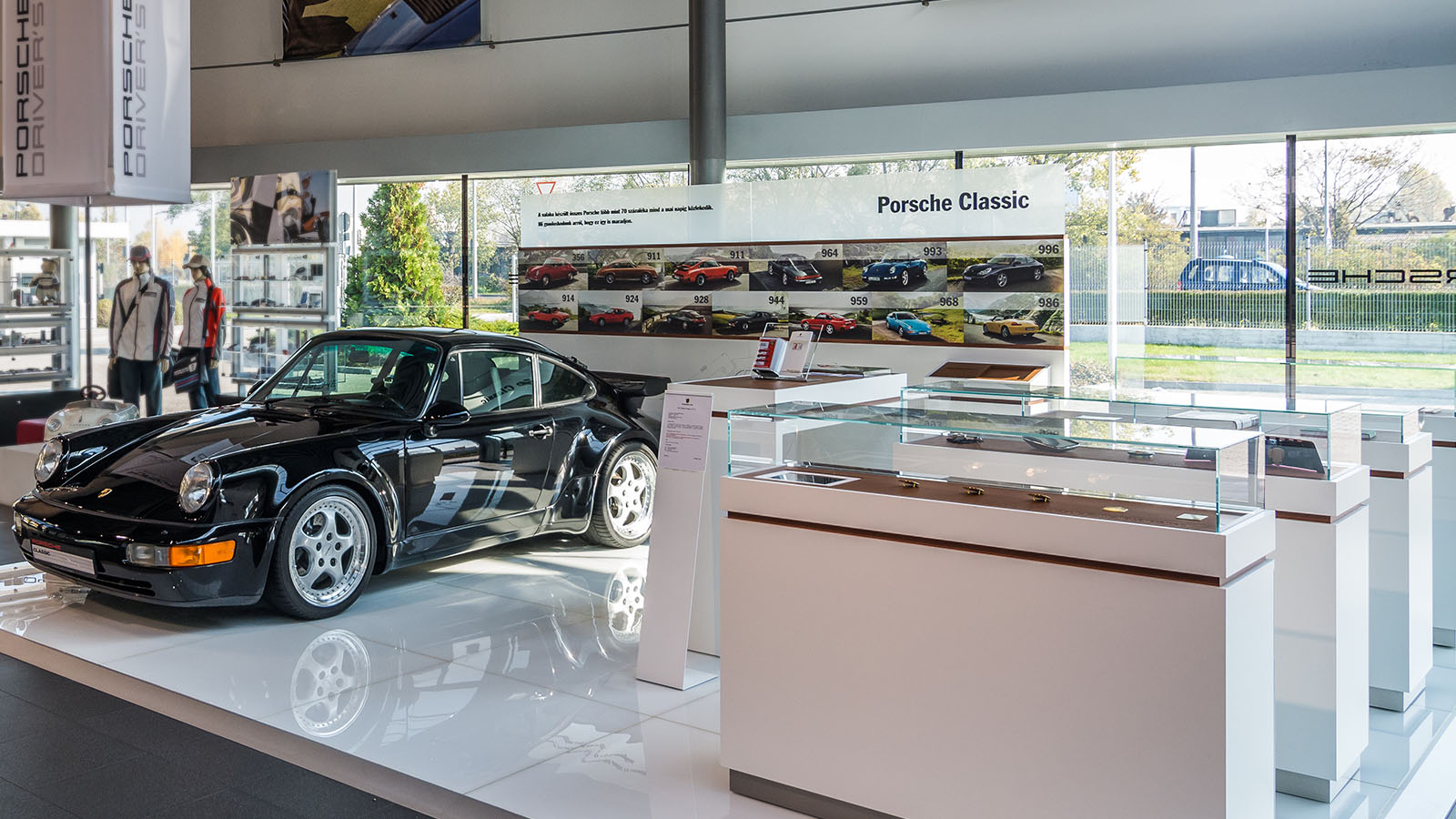 Porsche Centre Budapest