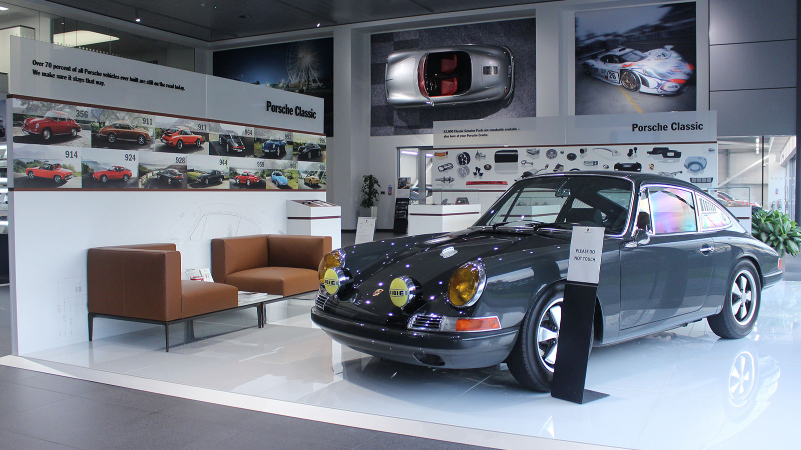 Porsche Centre Swindon